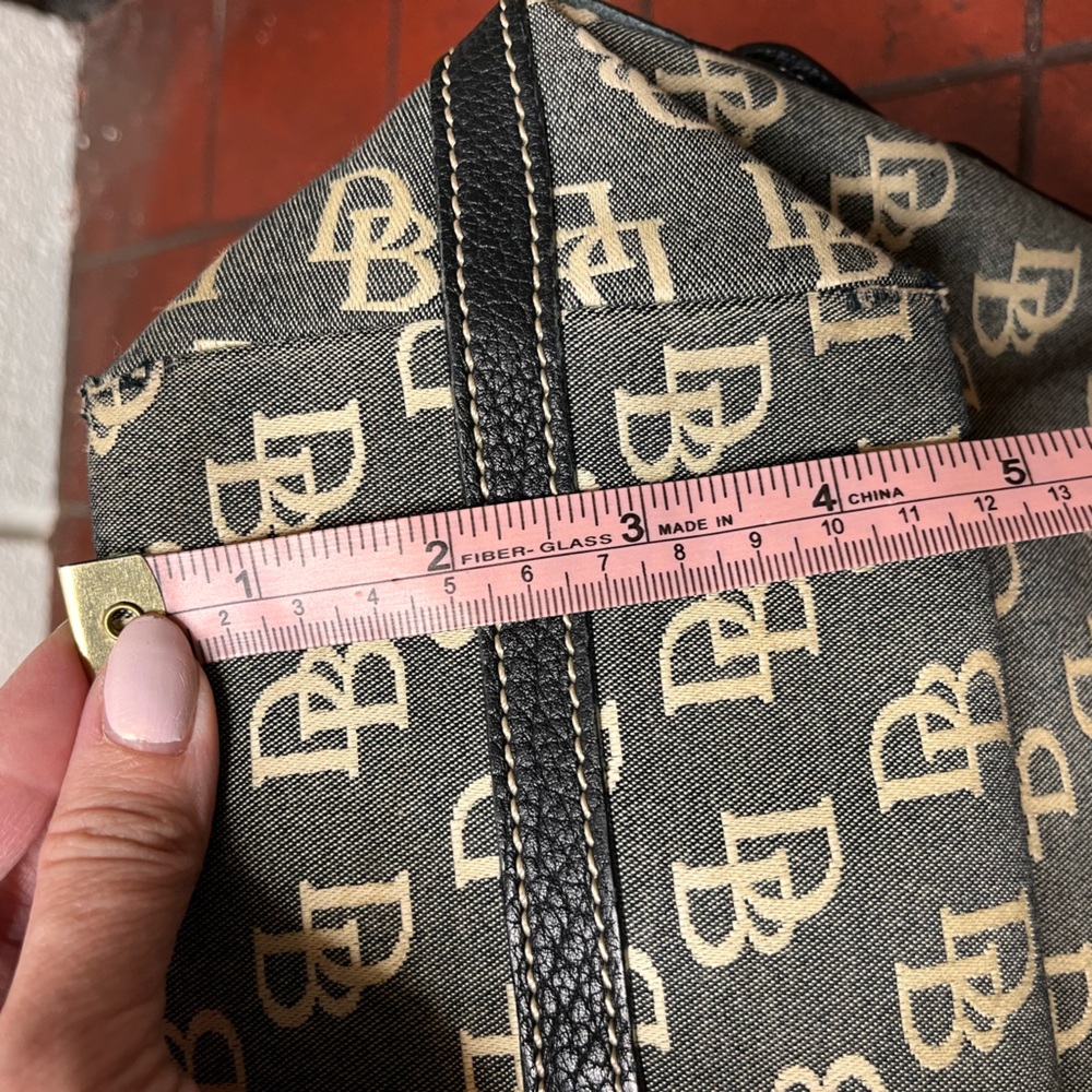 Dooney & Bourke Anniversary Signature Logo Bag Shoulder Purse y2k - Picture 3 of 13